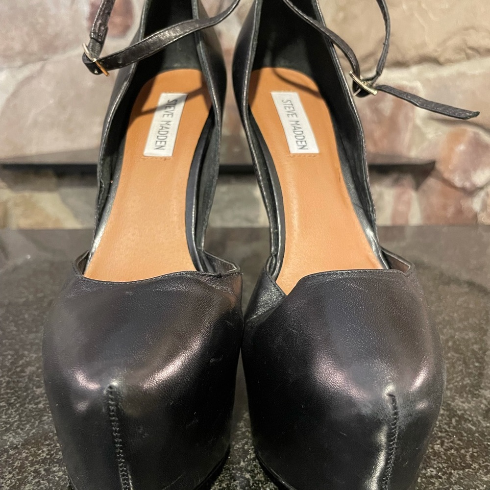 Steve Madden black leather 6 inch heels